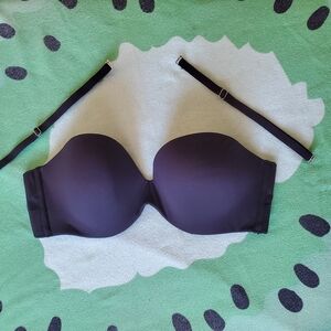 Fine Lines Black Strapless Bra